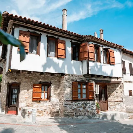 House 1907 *